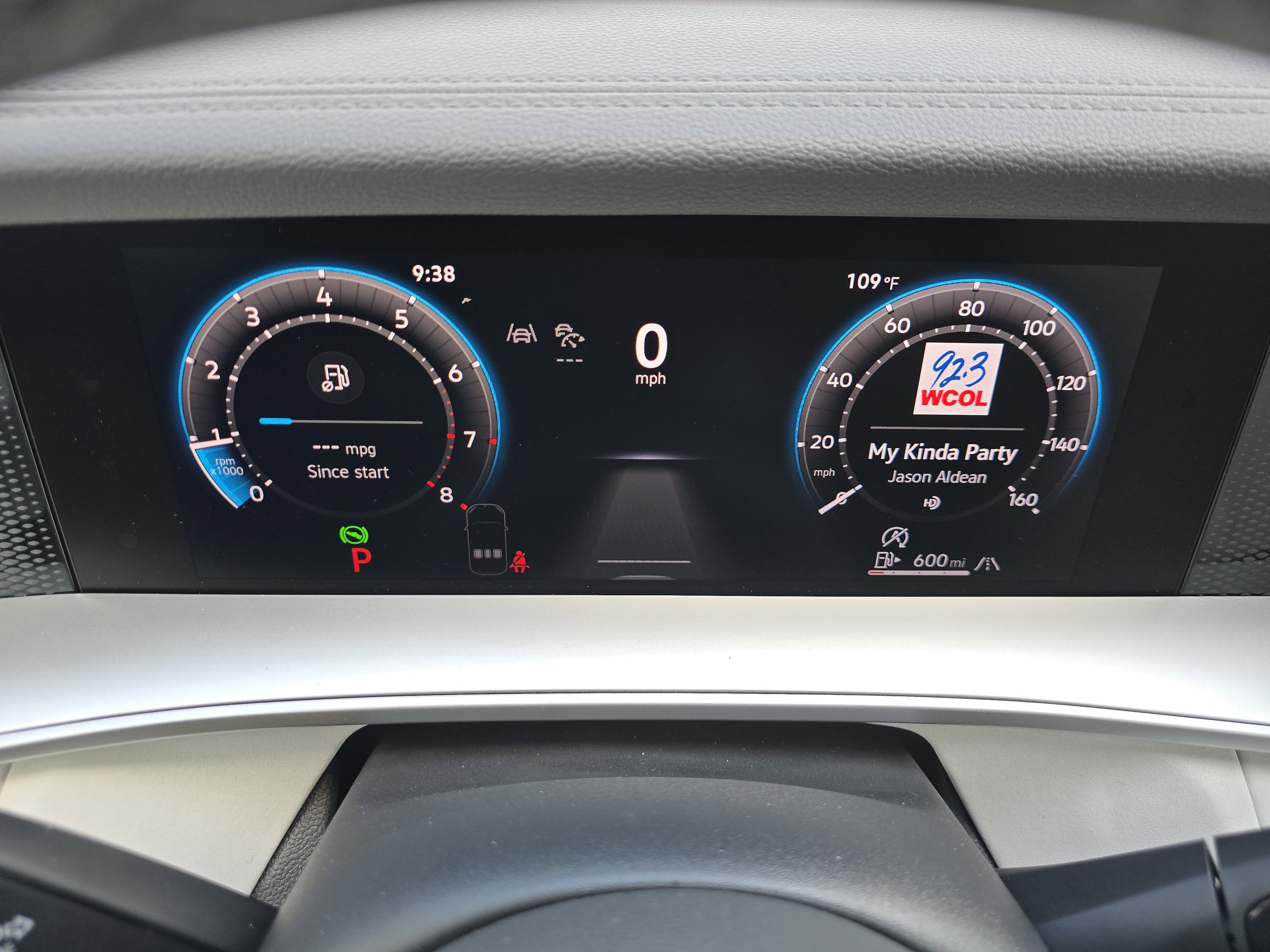 New 2025 Volkswagen Tiguan SE image 21