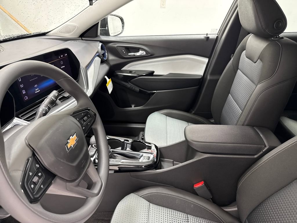 New 2026 Chevrolet Trax LT FWD image 25