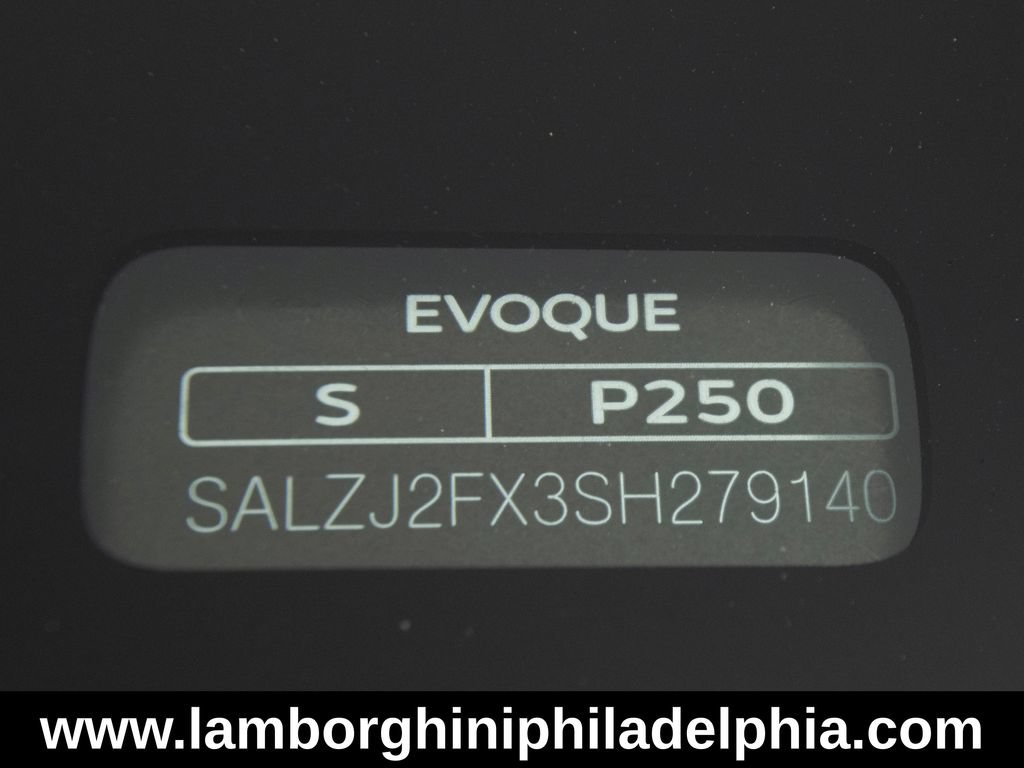 Used 2025 Land Rover Range Rover Evoque S AWD/4WD image 46