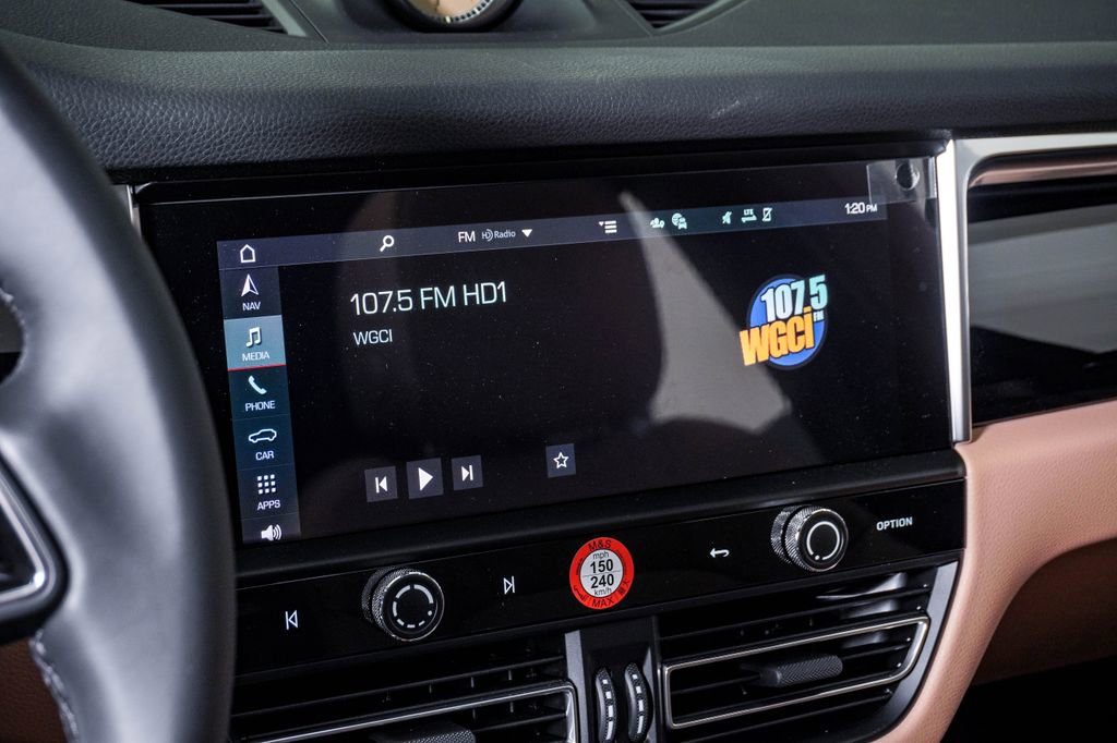 New 2026 Porsche Macan AWD/4WD image 22