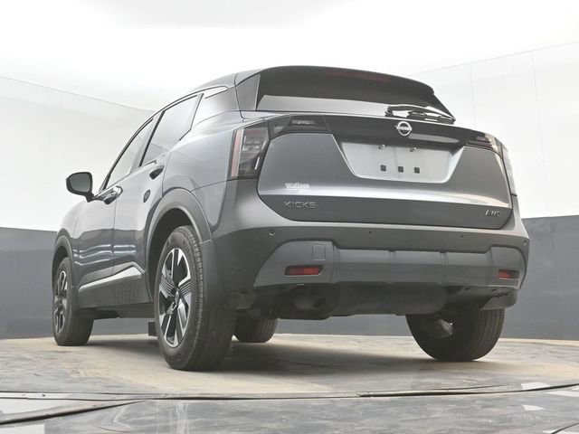 Used 2025 Nissan Kicks SV image 33