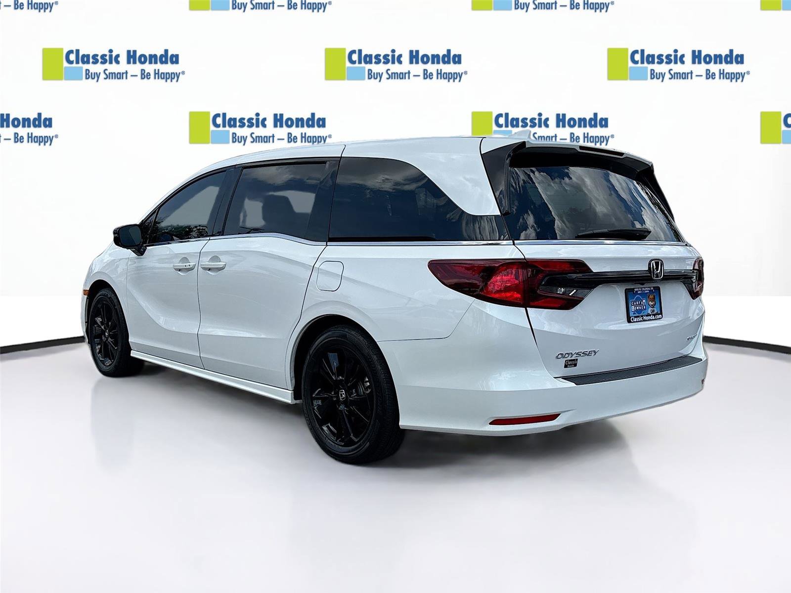 Used 2024 Honda Odyssey Sport image 5