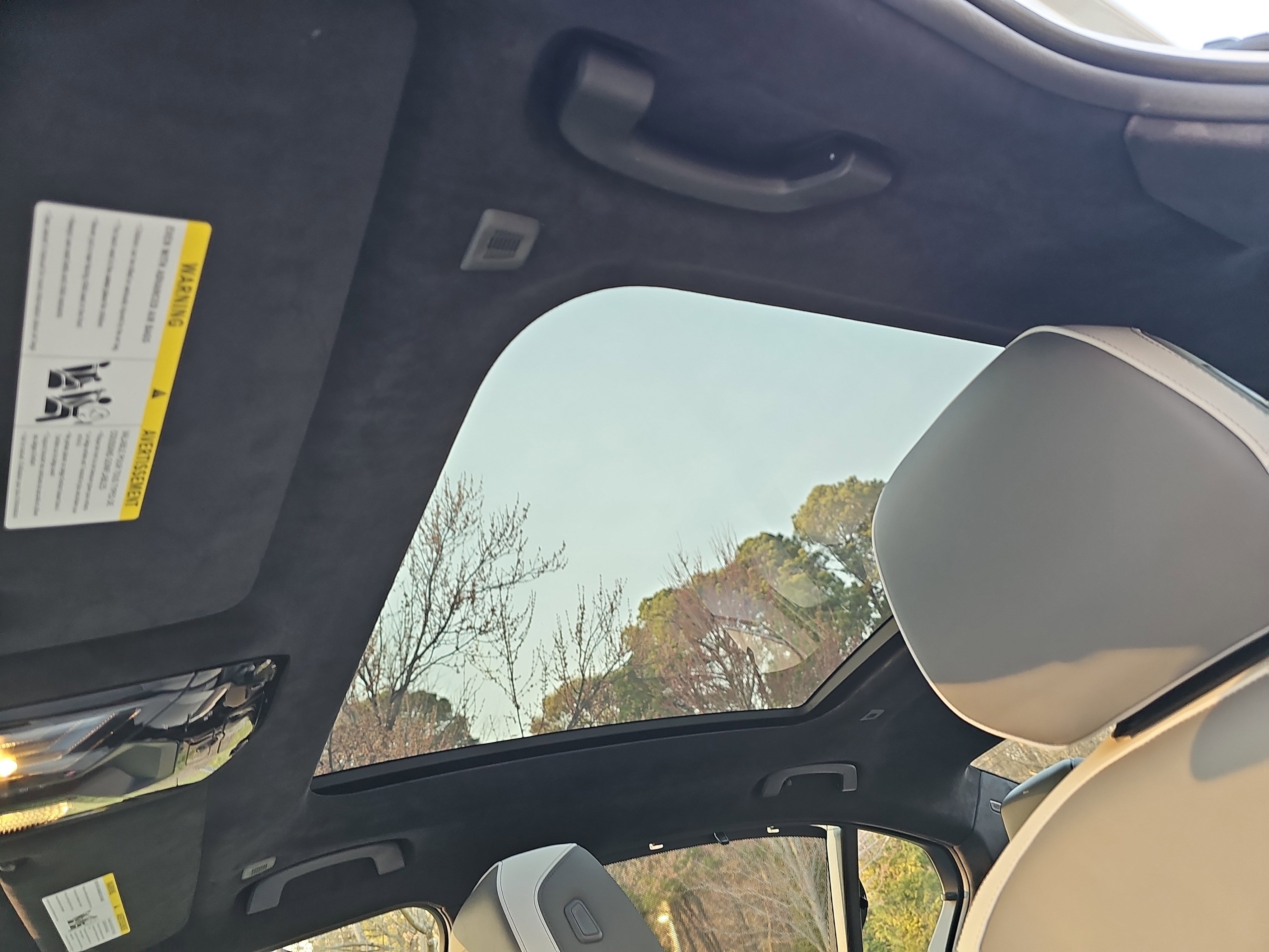 New 2026 BMW 550e xDrive w/ Executive Package image 31