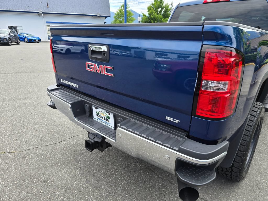 Used 2016 GMC Sierra 2500 SLT w/ Duramax Plus Package AWD/4WD image 20