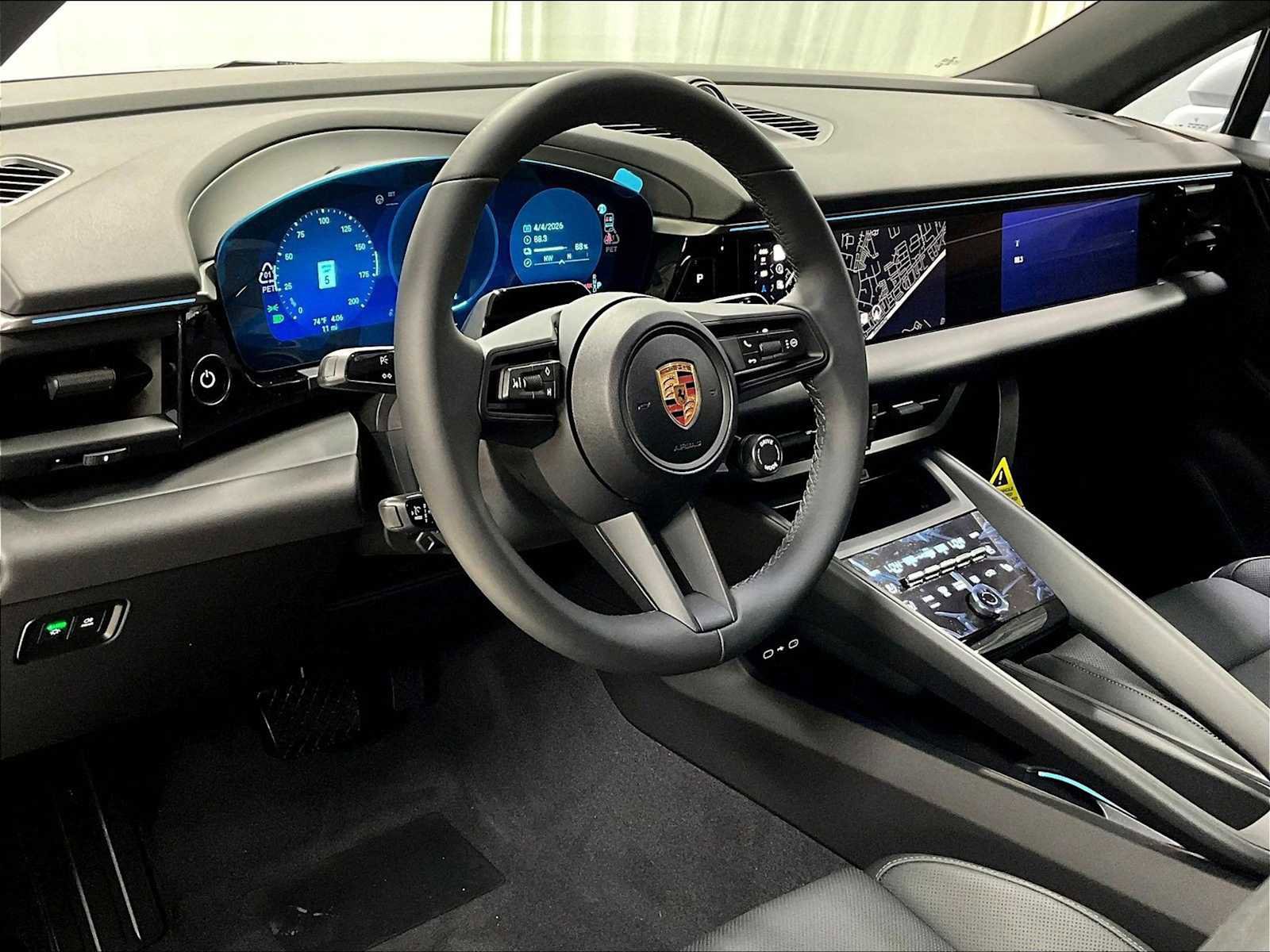 New 2026 Porsche Macan Electric RWD image 4