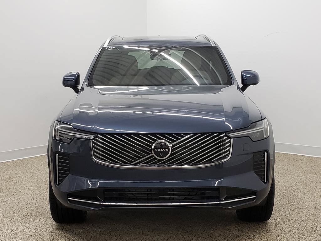 New 2026 Volvo XC90 B6 Plus w/ Protection Package Premier AWD/4WD image 2