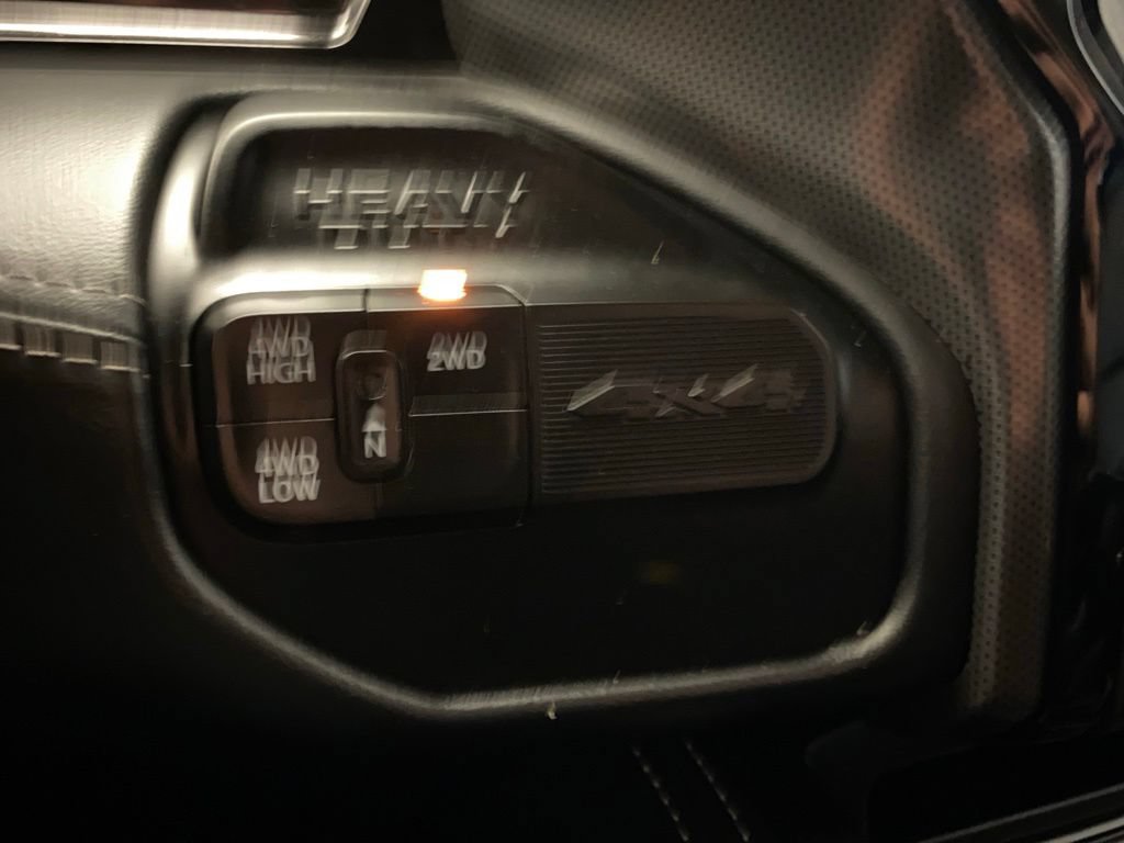 Used 2022 RAM 3500 Limited AWD/4WD image 26