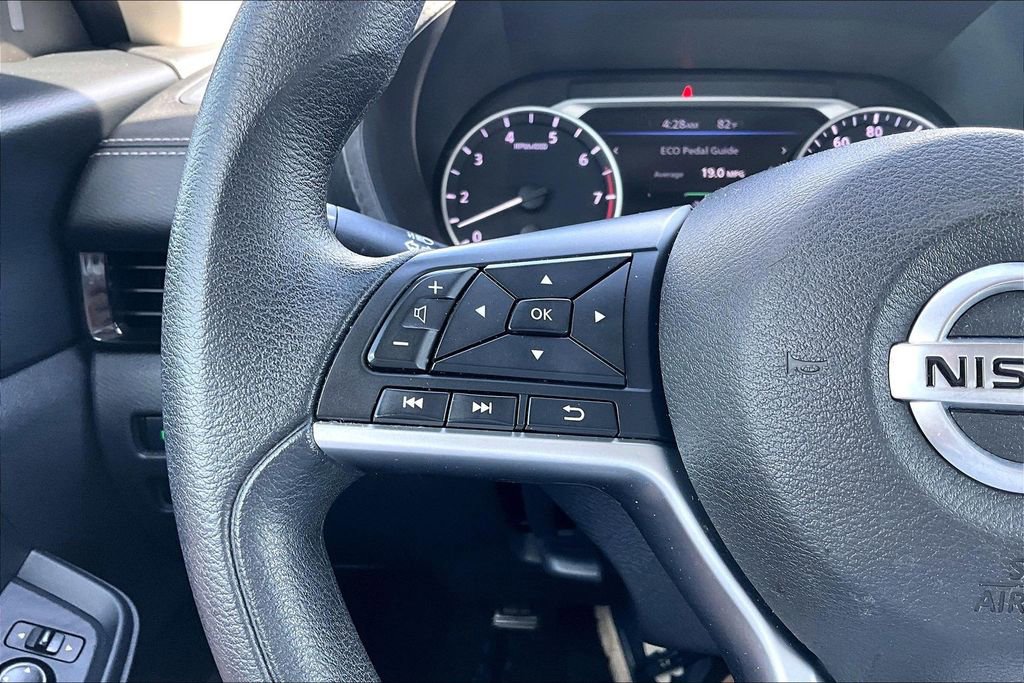 Used 2023 Nissan Sentra SV FWD image 19
