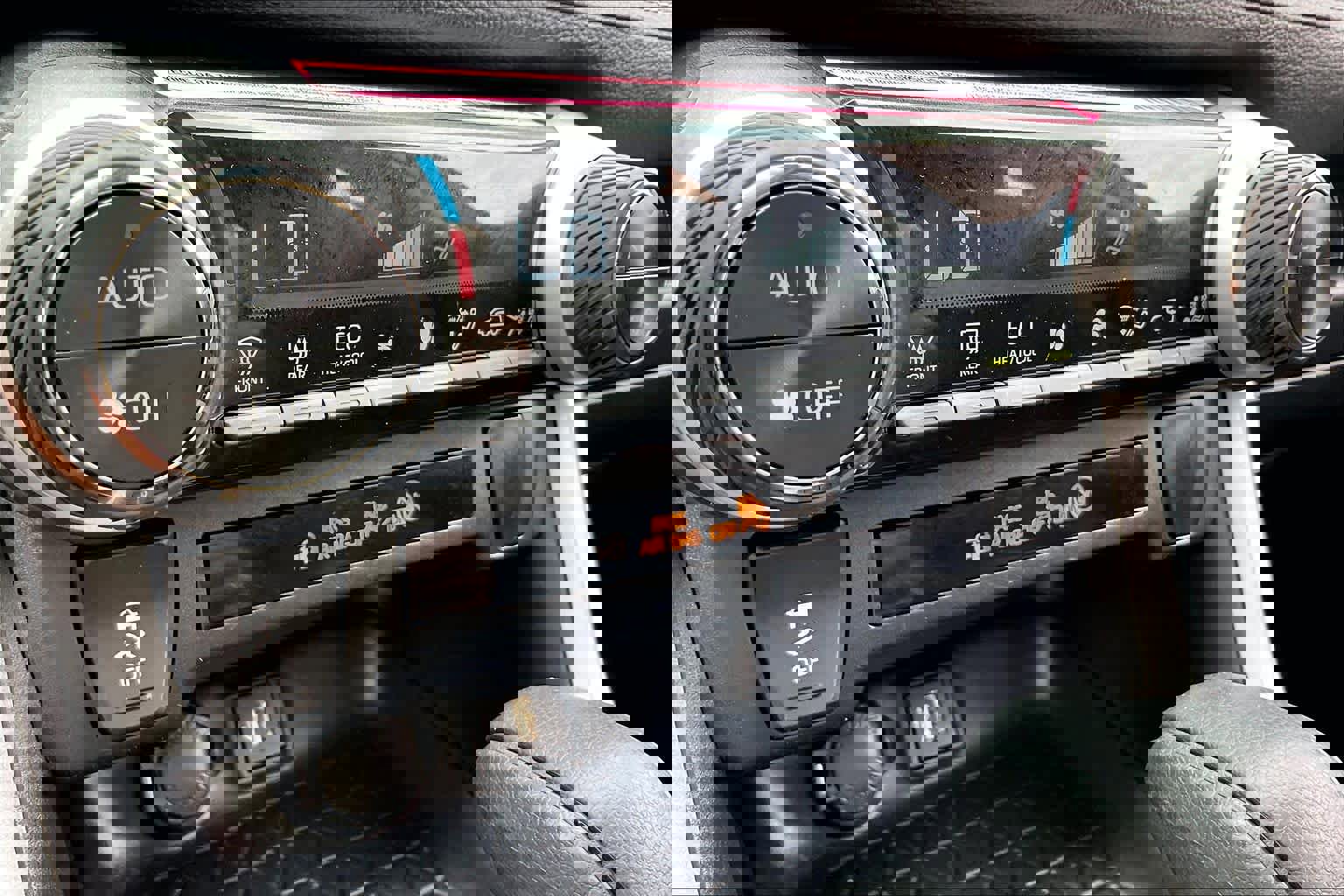 Certified 2024 Toyota RAV4 LE AWD/4WD image 32