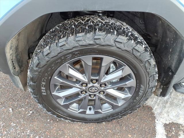 Used 2025 Toyota Land Cruiser w/ Premium Package image 9