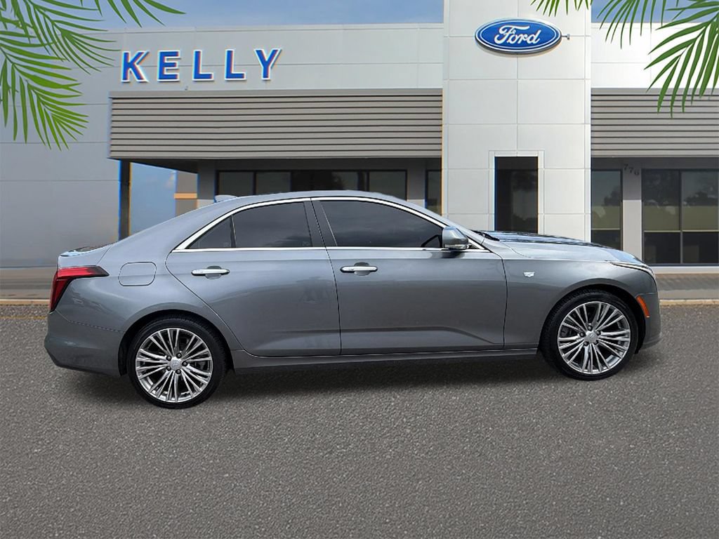 Used 2022 Cadillac CT4 Premium Luxury RWD image 6