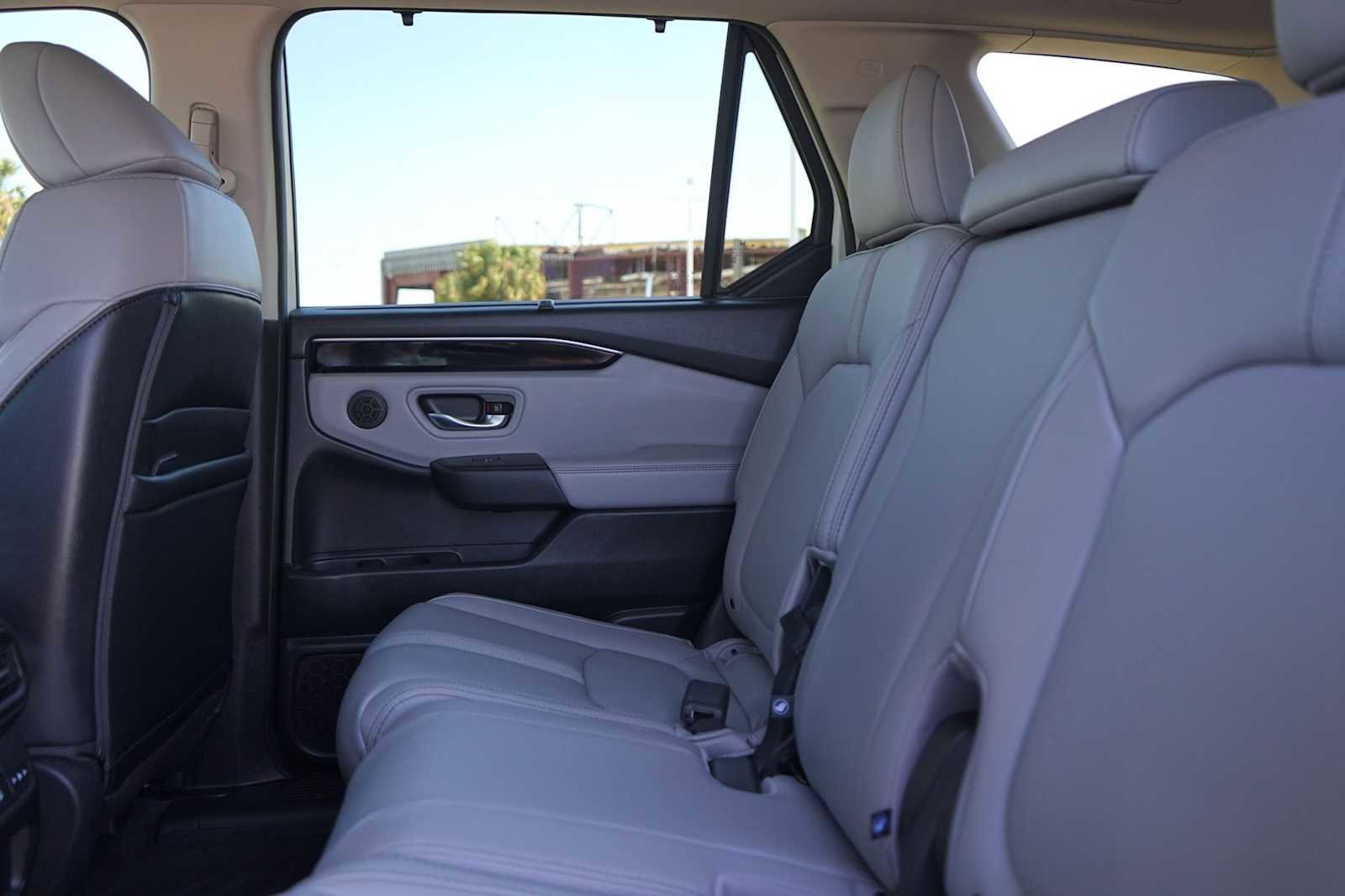 Certified 2025 Honda Pilot EX-L image 14