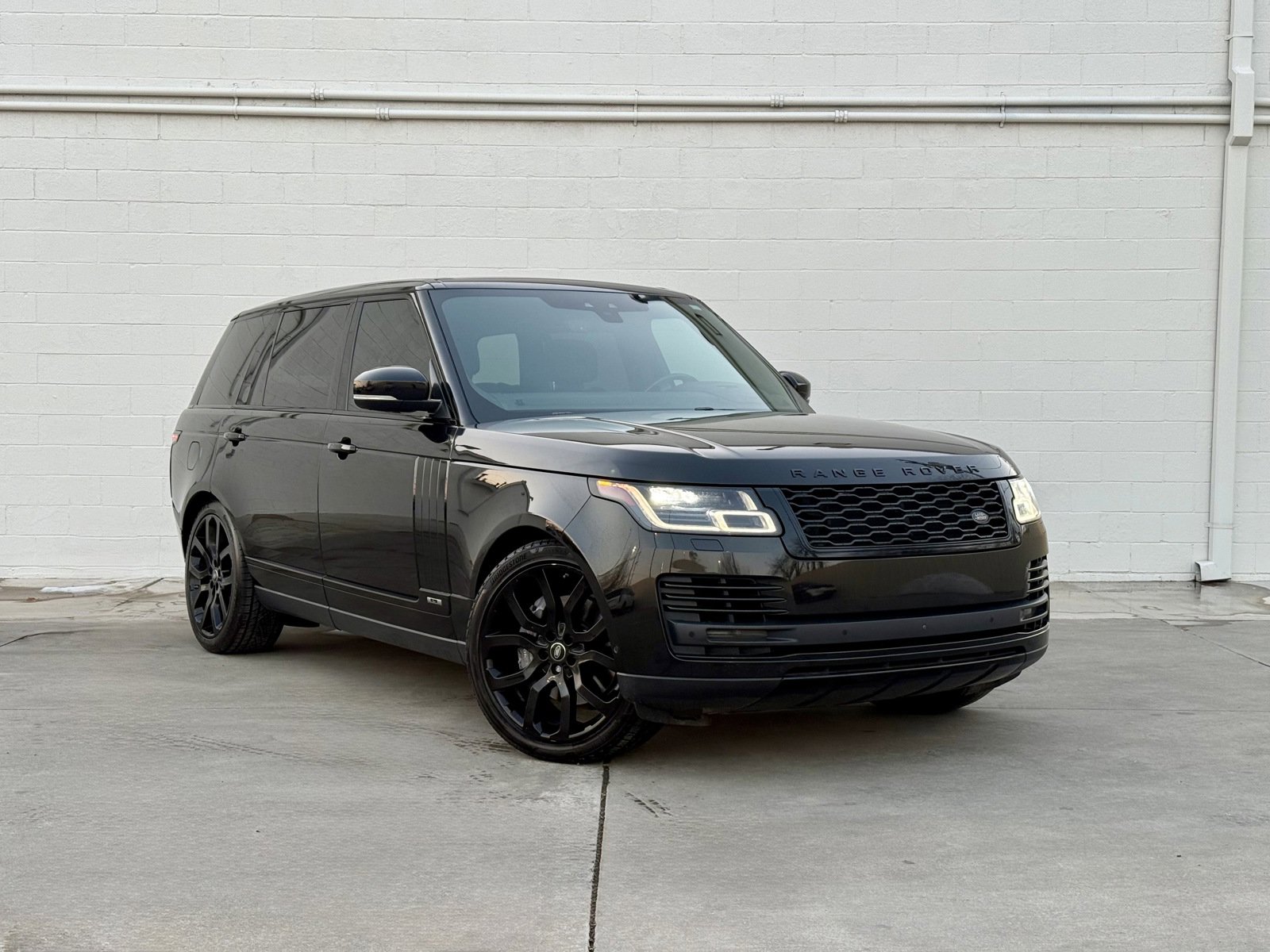 Used 2020 Land Rover Range Rover Long Wheelbase HSE AWD/4WD image 1