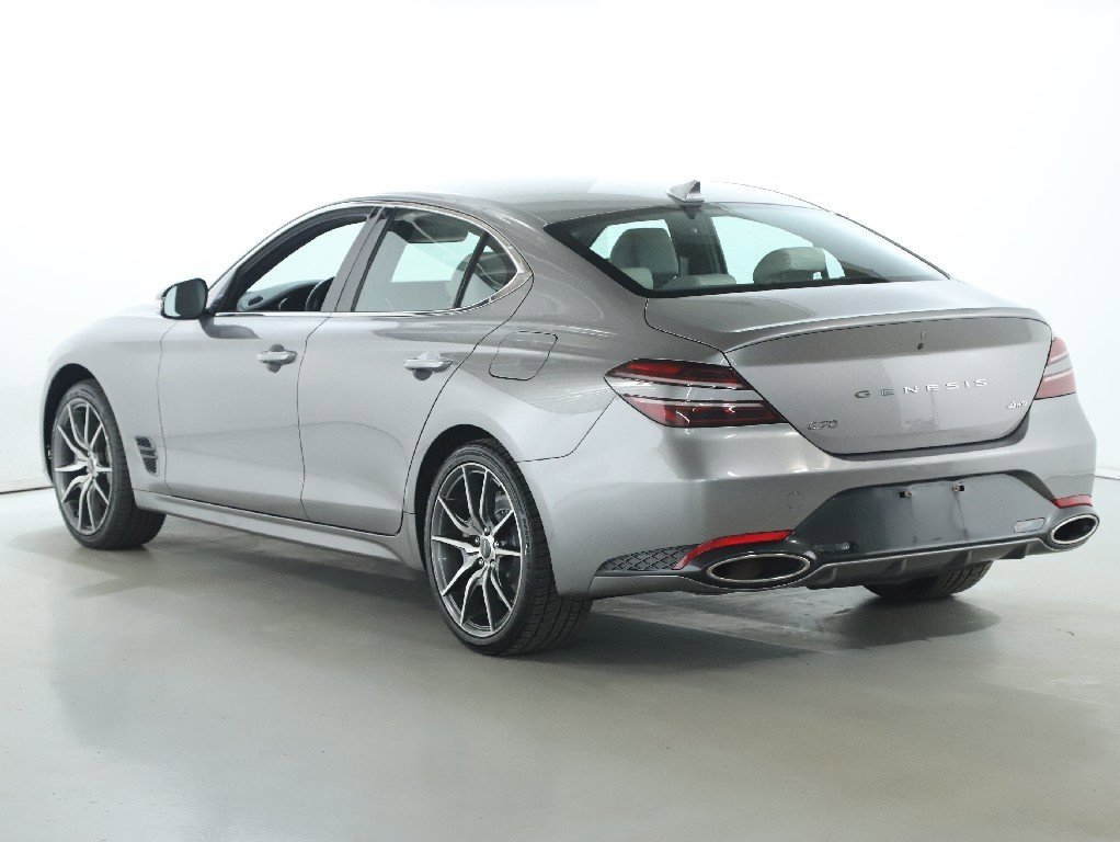 Used 2024 Genesis G70 2.5T image 41