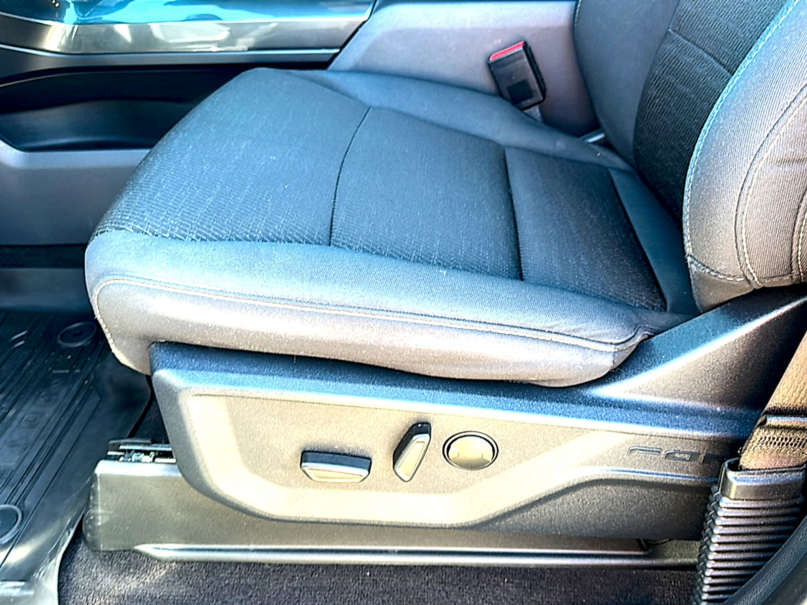 Used 2022 Ford F150 XLT w/ Equipment Group 302A High image 15