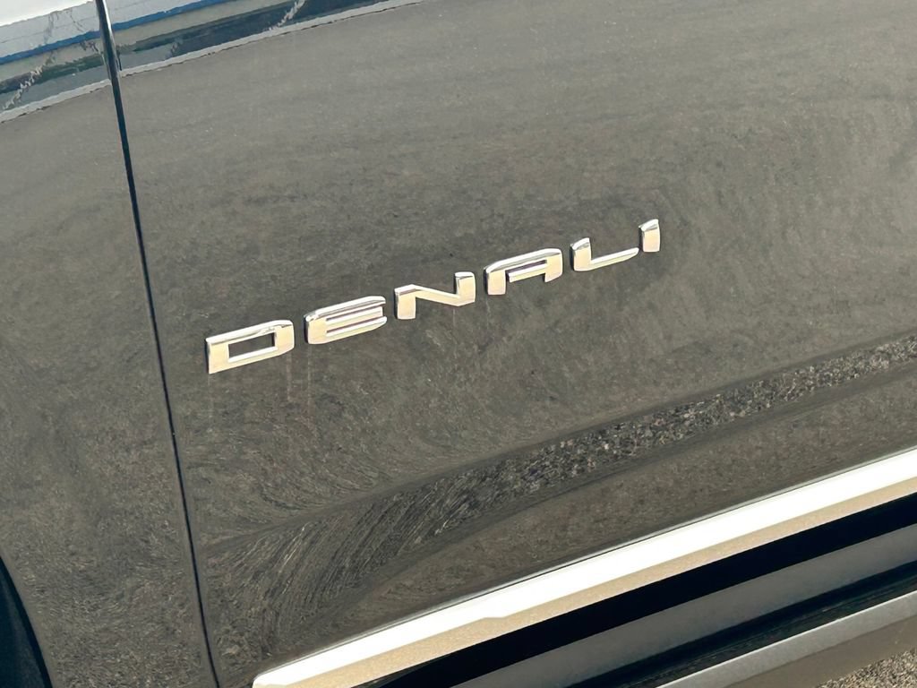 New 2026 GMC Yukon Denali w/ Denali Reserve Package AWD/4WD image 38