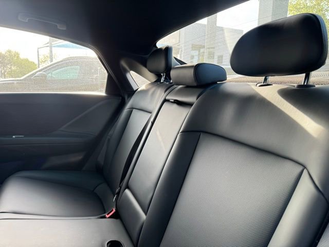 Used 2023 Hyundai Ioniq 6 Limited image 12