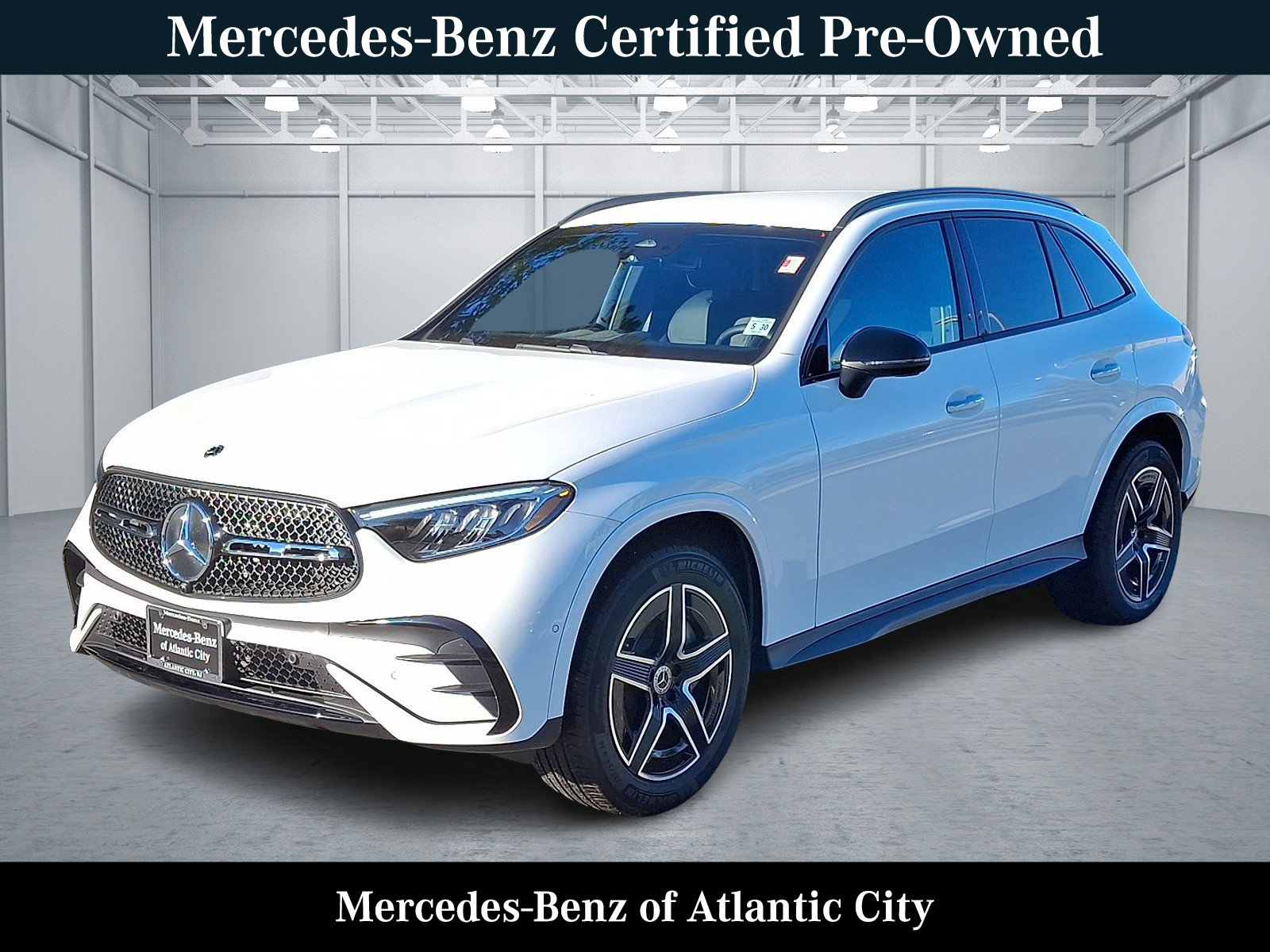 Certified 2025 Mercedes-Benz GLC 300 4MATIC image 3