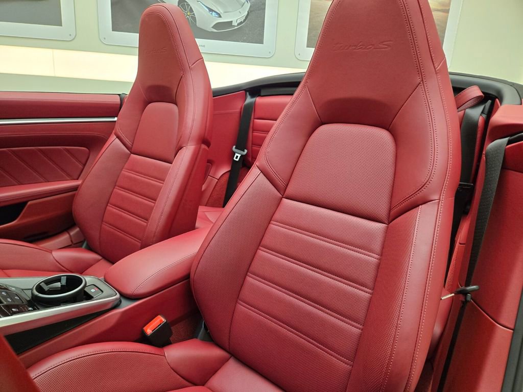 Used 2023 Porsche 911 Turbo S image 31
