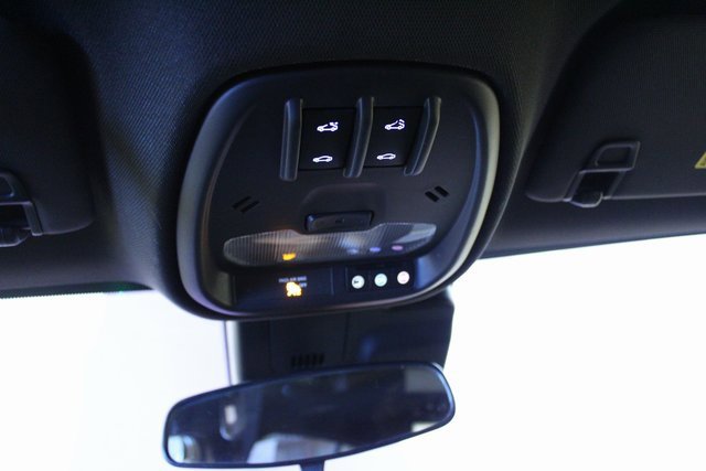 Used 2025 Buick Envista Sport Touring image 19