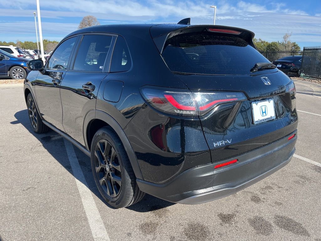 Certified 2023 Honda HR-V Sport image 6