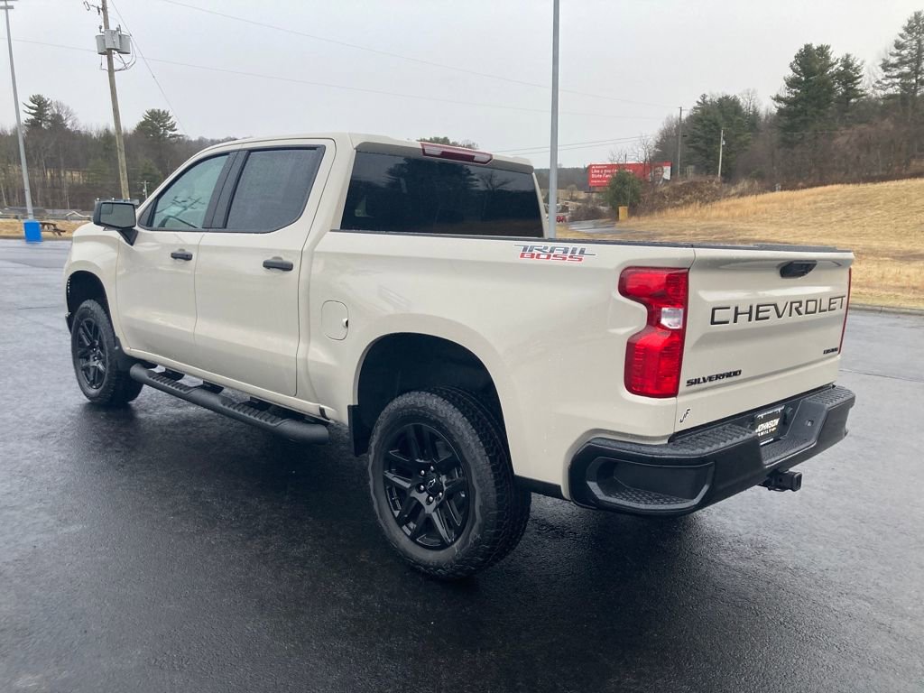 New 2026 Chevrolet Silverado 1500 Custom Trail Boss w/ Turbomax Blackout Package image 5