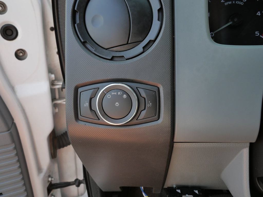Used 2022 Ford F650 2WD Regular Cab Super Duty image 27