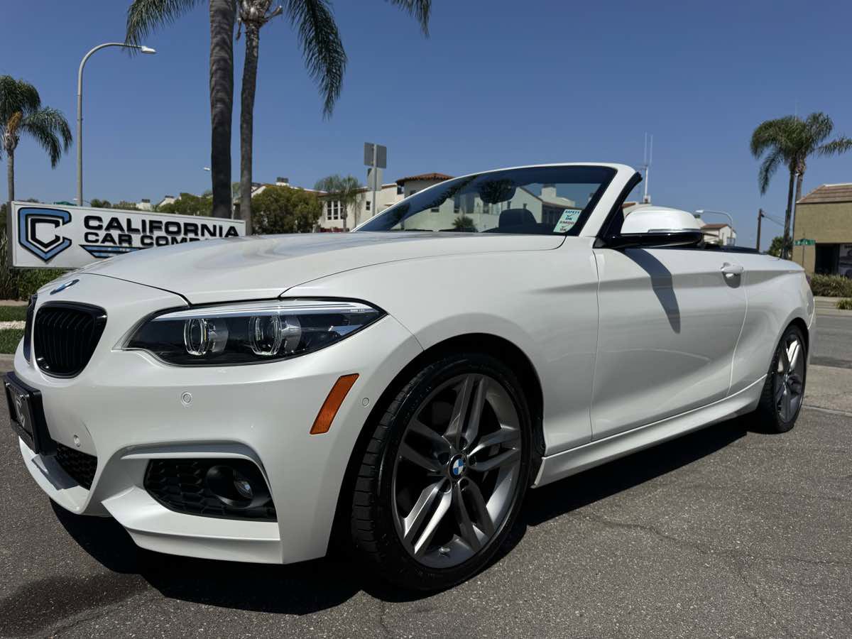 Used 2018 BMW 230i Convertible w/ M Sport Package RWD image 14