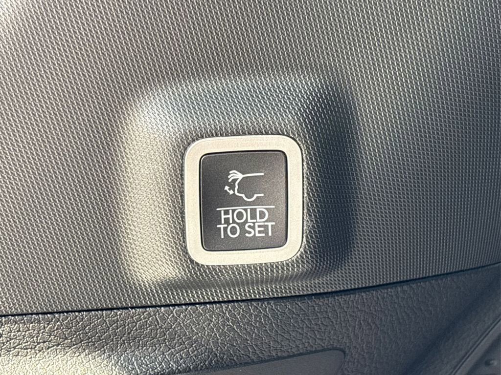 Used 2024 Jeep Grand Cherokee Trailhawk w/ Advanced Protech Group II image 14