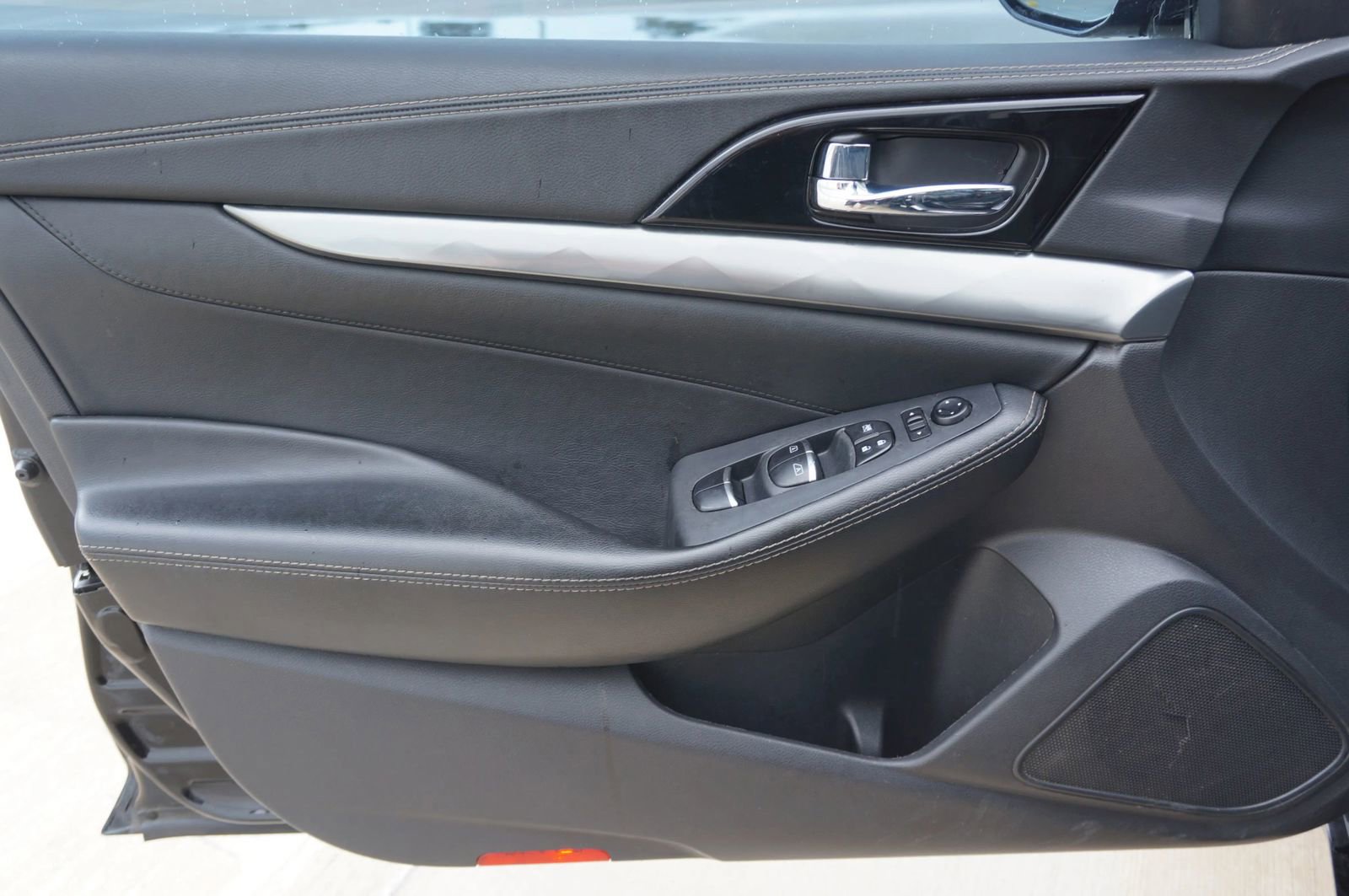 Used 2020 Nissan Maxima Platinum w/ Reserve Package FWD image 13