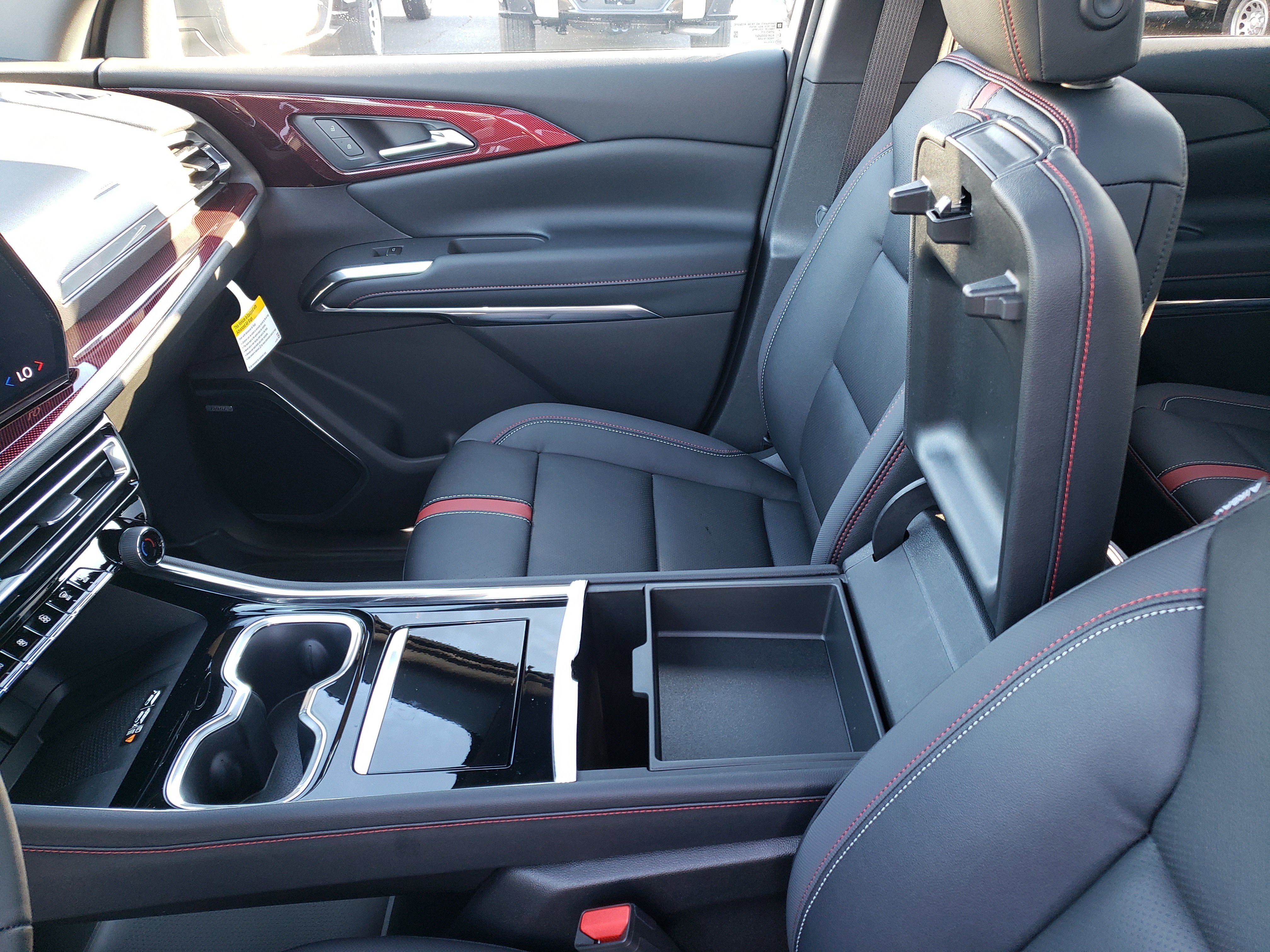 New 2026 Chevrolet Traverse RS w/ LPO, Floor Liner Package image 29