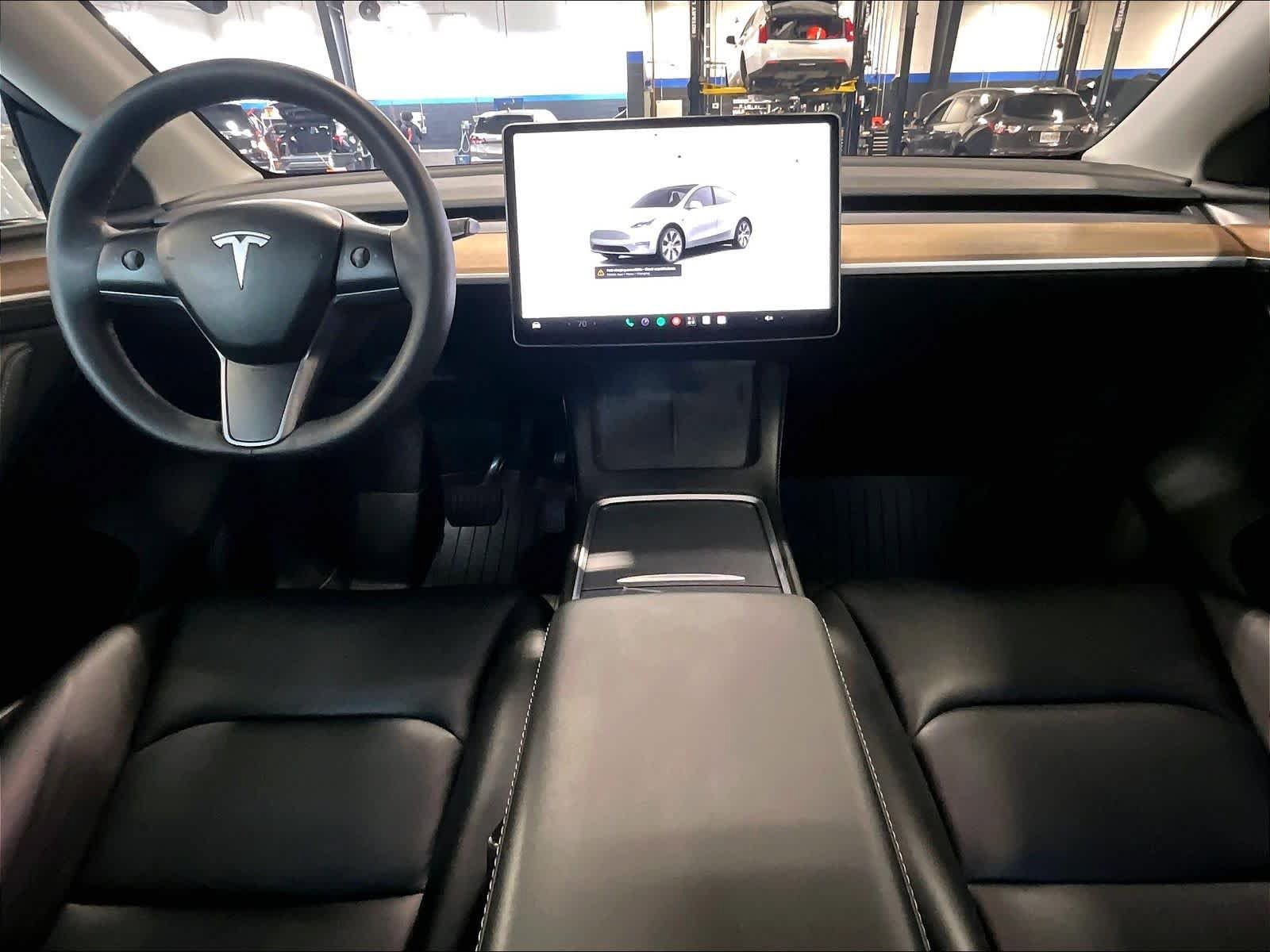 Used 2023 Tesla Model Y AWD image 22