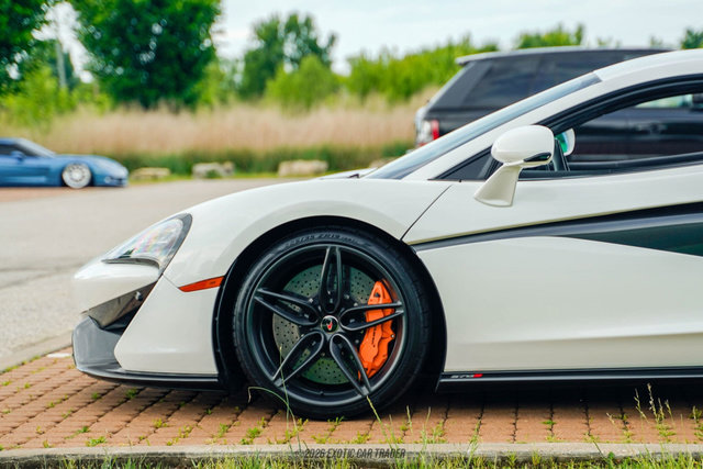 Used 2017 McLaren 570S Coupe RWD image 4