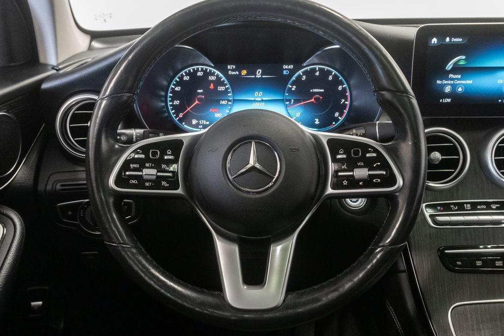 Used 2021 Mercedes-Benz GLC 300 4MATIC w/ Premium Package image 13