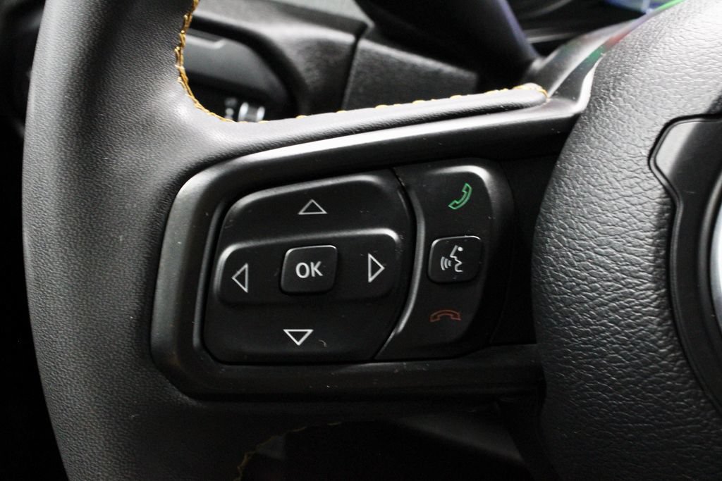 Used 2024 Jeep Wrangler Unlimited AWD/4WD image 24