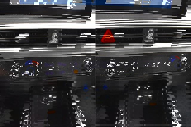 Used 2024 Kia Sorento S image 30