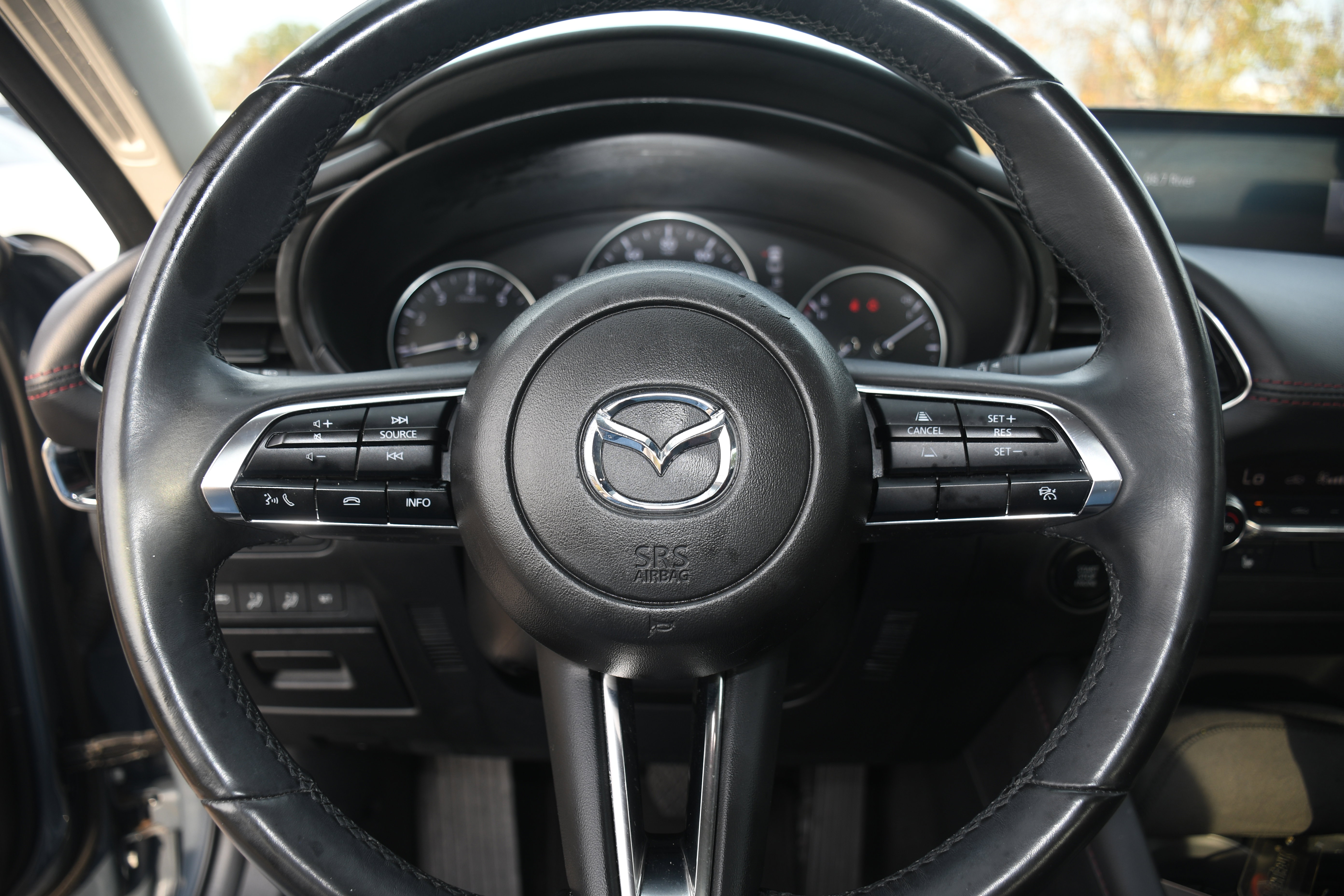 Used 2024 MAZDA MAZDA3 s image 13