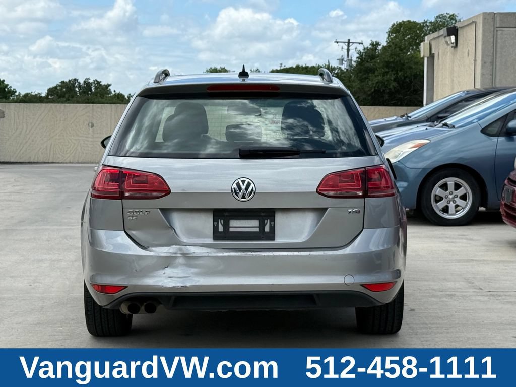 Used 2017 Volkswagen Golf SE FWD image 8