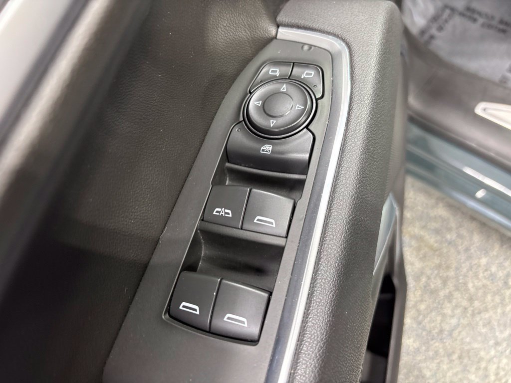 Used 2025 Chevrolet Silverado 1500 LT AWD/4WD image 30