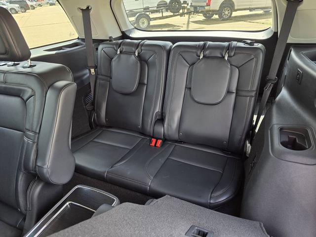Used 2025 Lincoln Aviator Reserve w/ Luxury Package image 17