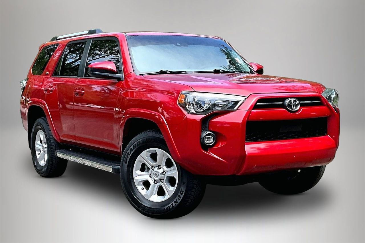 Used 2022 Toyota 4Runner SR5 AWD/4WD image 2
