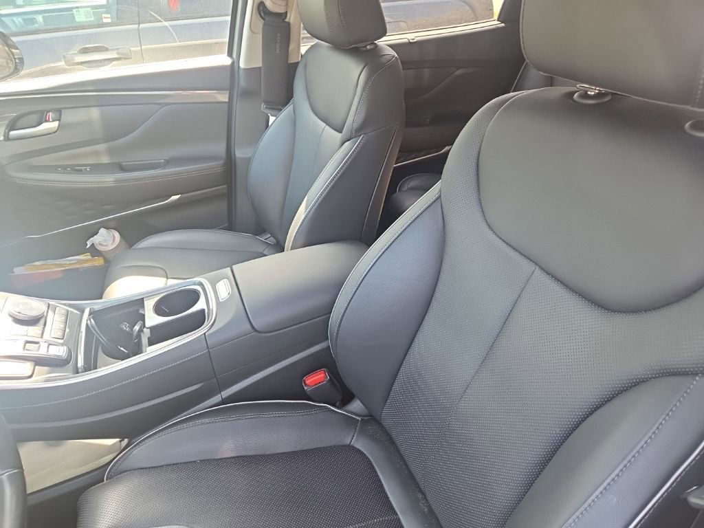 Used 2022 Hyundai Santa Fe Limited w/ Cargo Package image 5