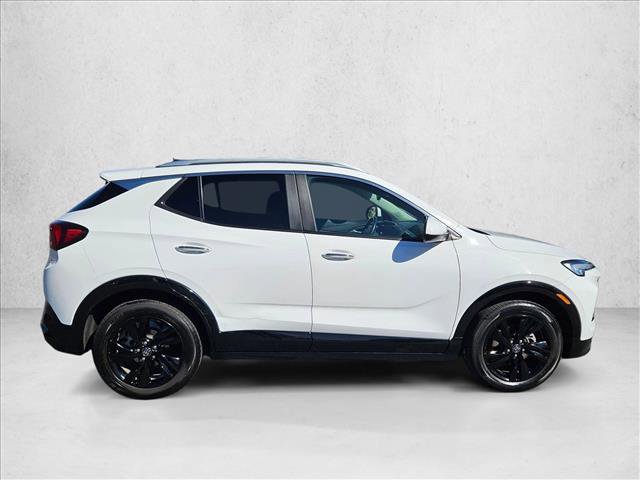 Used 2024 Buick Encore GX Sport Touring FWD image 4
