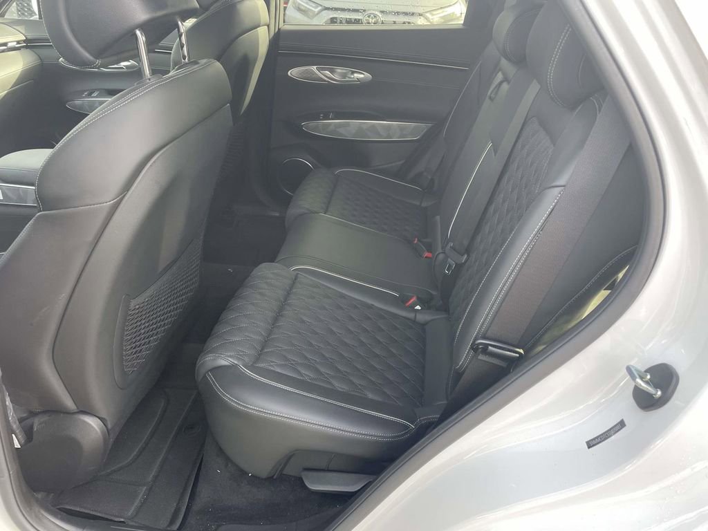 Used 2025 Genesis GV70 3.5T Sport w/ Sport Advanced Package image 23