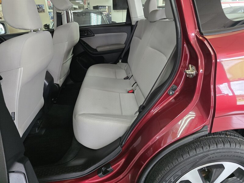 Used 2018 Subaru Forester 2.5i w/ Alloy Wheel Package AWD/4WD image 11