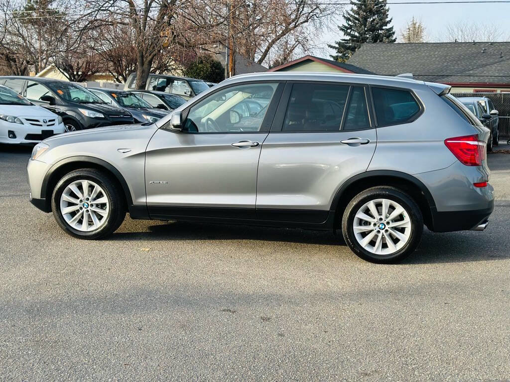 Used 2017 BMW X3 xDrive28i AWD/4WD image 4