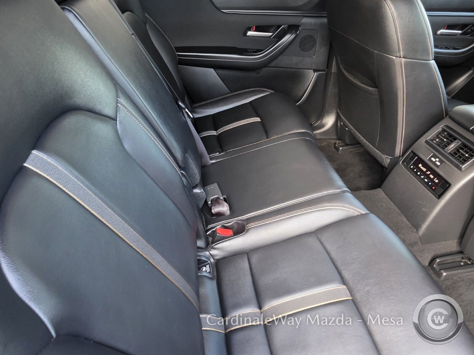 Used 2024 MAZDA CX-90 3.3 Turbo w/ Select Package image 30