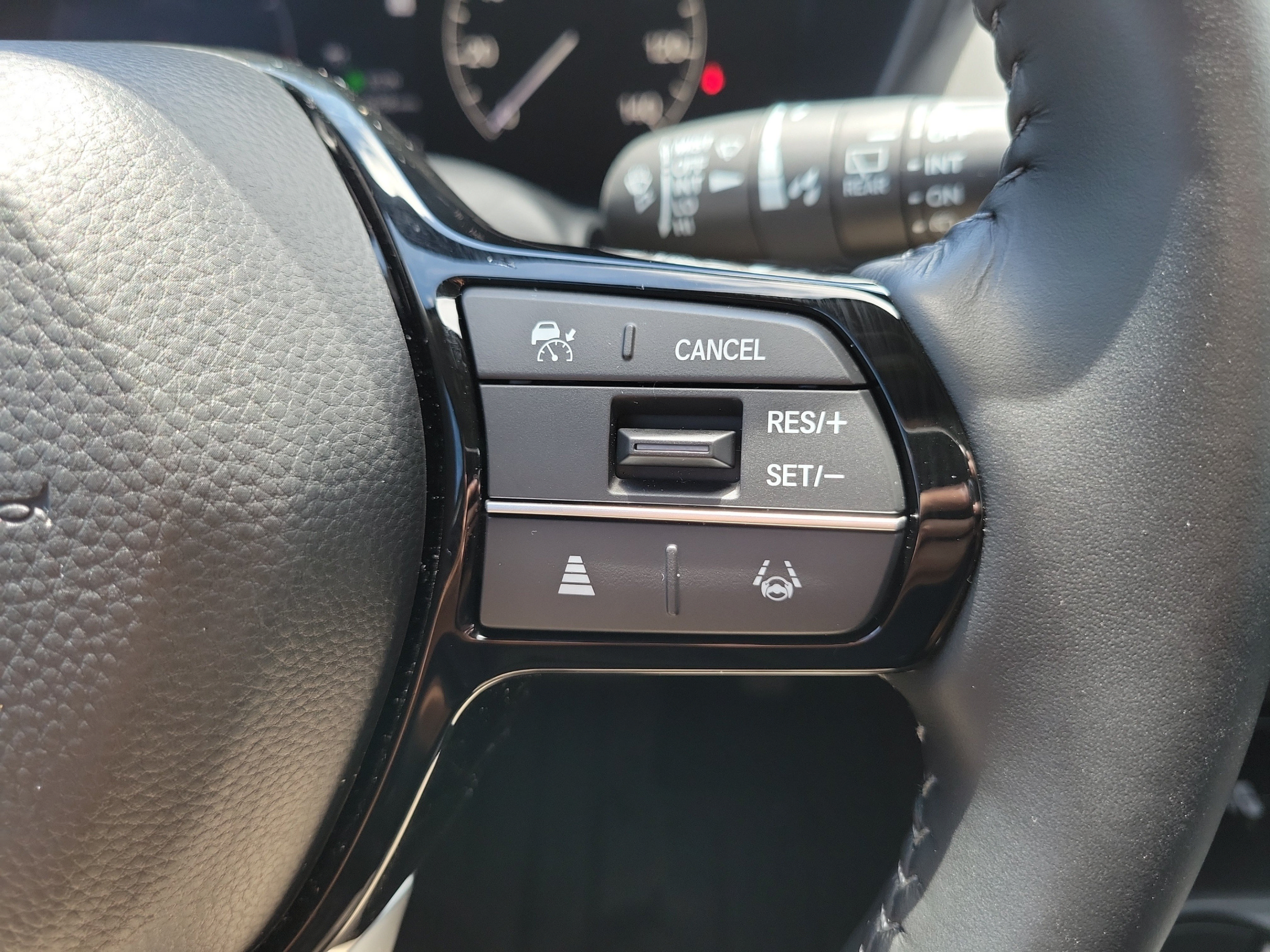 Certified 2026 Honda HR-V EX-L image 31