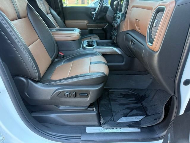 Used 2019 Chevrolet Silverado 1500 High Country w/ Technology Package AWD/4WD image 22