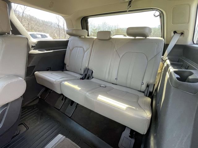 Used 2021 Ford Expedition Limited AWD/4WD image 14